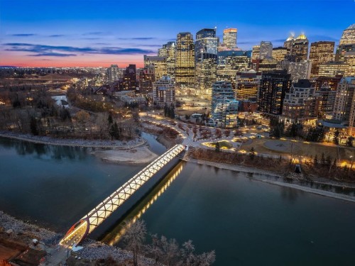 511-738 1 Avenue Sw, Calgary, AB - Outdoor With Body Of Water With View