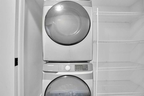 131 Lucas Boulevard, Calgary, AB - Indoor Photo Showing Laundry Room
