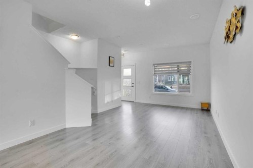 131 Lucas Boulevard, Calgary, AB - Indoor