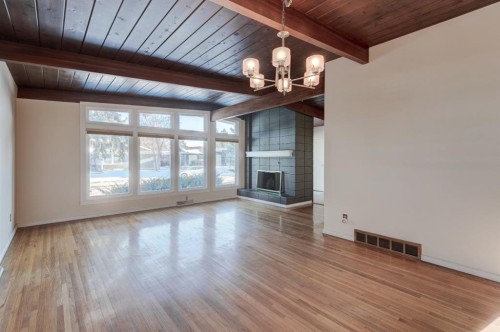 10211 5 Street Se, Calgary, AB - Indoor With Fireplace