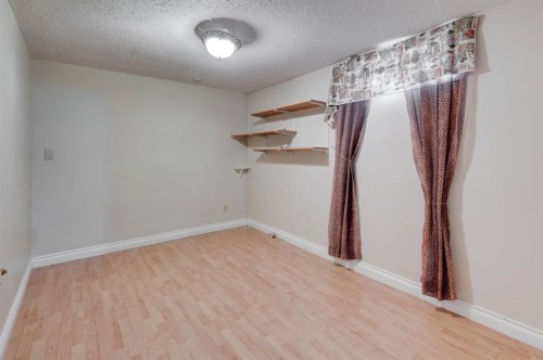 10211 5 Street Se, Calgary, AB - Indoor