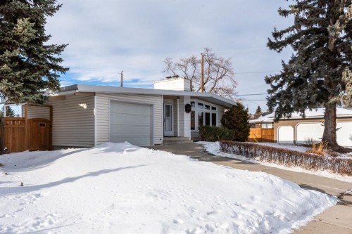 10211 5 Street Se, Calgary, AB - Outdoor