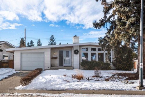 10211 5 Street Se, Calgary, AB - Outdoor With Facade