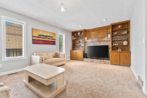 111 Edgebyne Crescent Nw, Calgary, AB - Indoor Photo Showing Living Room