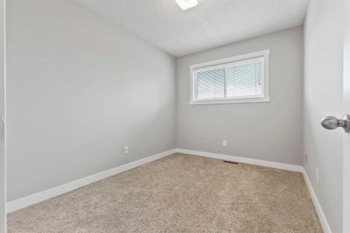 111 Edgebyne Crescent Nw, Calgary, AB - Indoor Photo Showing Other Room