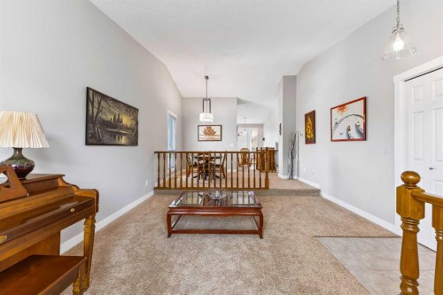 111 Edgebyne Crescent Nw, Calgary, AB - Indoor
