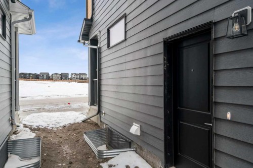107 Royston Way Nw, Calgary, AB - Outdoor With Exterior