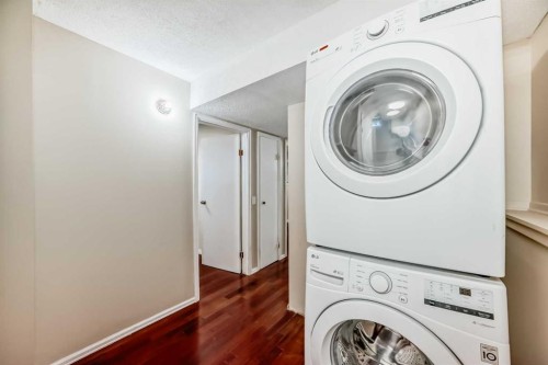 1201 53B Street Se, Calgary, AB - Indoor Photo Showing Laundry Room