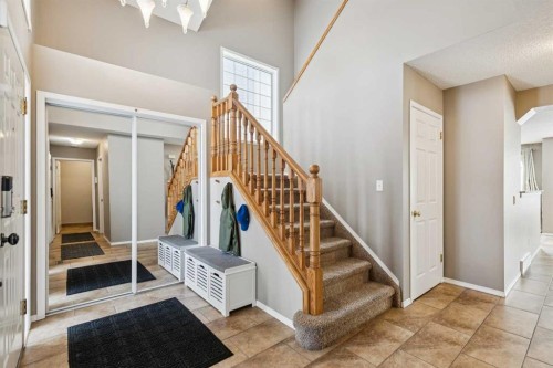 33 River Rock Crescent Se, Calgary, AB - Indoor Photo Showing Other Room