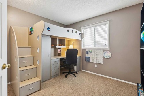 33 River Rock Crescent Se, Calgary, AB - Indoor