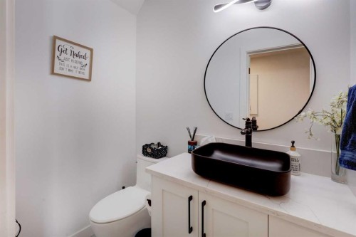 4620 30 Avenue Sw, Calgary, AB - Indoor Photo Showing Other Room