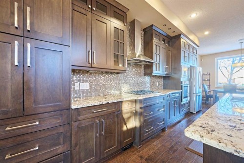 2817 23A Street Nw, Calgary, AB - Indoor Photo Showing Kitchen With Upgraded Kitchen