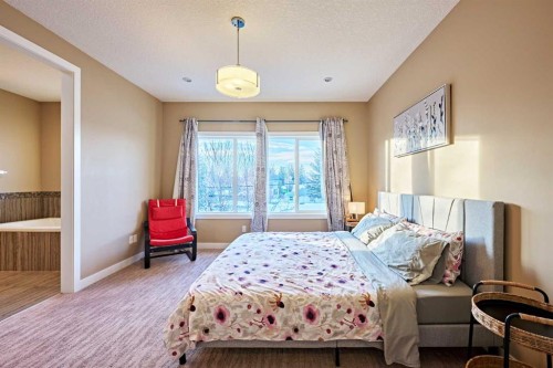 2817 23A Street Nw, Calgary, AB - Indoor Photo Showing Bedroom