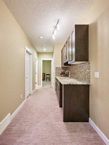 2817 23A Street Nw, Calgary, AB - Indoor Photo Showing Other Room