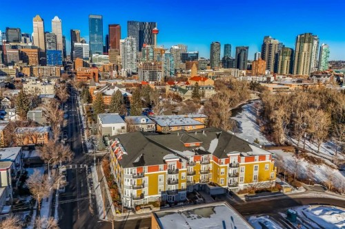301-208 Holy Cross Lane Sw, Calgary, AB - Outdoor With View