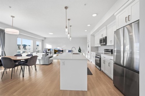 3207-220 Seton Grove Se, Calgary, AB - Indoor Photo Showing Kitchen With Upgraded Kitchen