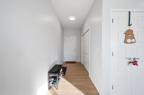 3207-220 Seton Grove Se, Calgary, AB - Indoor Photo Showing Other Room