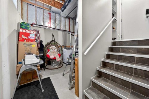 303 New Brighton Villas Se, Calgary, AB - Indoor Photo Showing Other Room