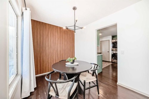16 Bermondsey Crescent Nw, Calgary, AB - Indoor Photo Showing Dining Room