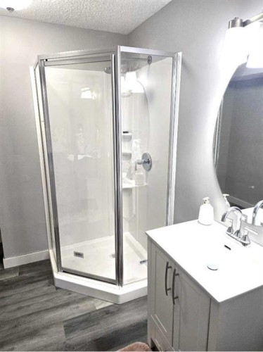 137 Coverton Circle Ne, Calgary, AB - Indoor Photo Showing Bathroom