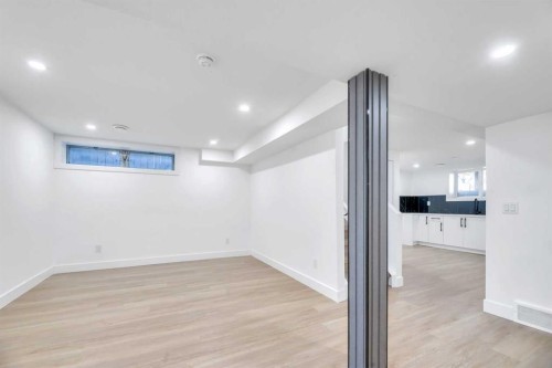 128 Cantrell Place Sw, Calgary, AB - Indoor