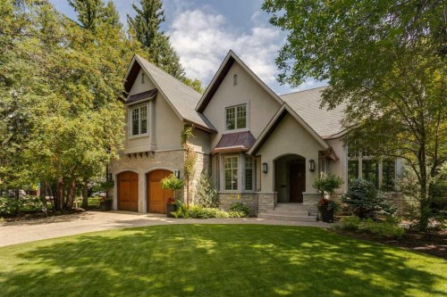 2704 Montcalm Crescent Sw, Calgary, AB - Outdoor With Facade