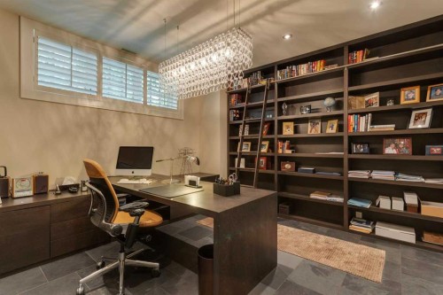 2704 Montcalm Crescent Sw, Calgary, AB - Indoor Photo Showing Office