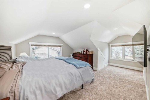 119 Pump Hill Bay Sw, Calgary, AB - Indoor Photo Showing Bedroom