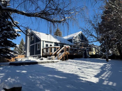119 Pump Hill Bay Sw, Calgary, AB - Outdoor