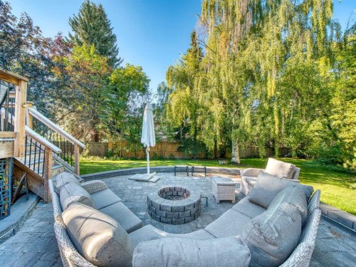 119 Pump Hill Bay Sw, Calgary, AB - Outdoor