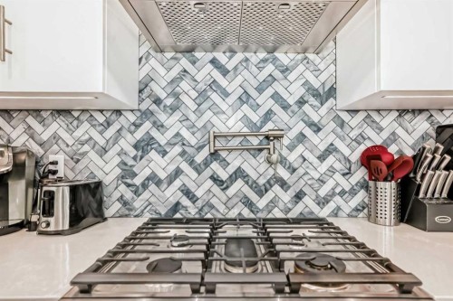 119 Pump Hill Bay Sw, Calgary, AB - Indoor