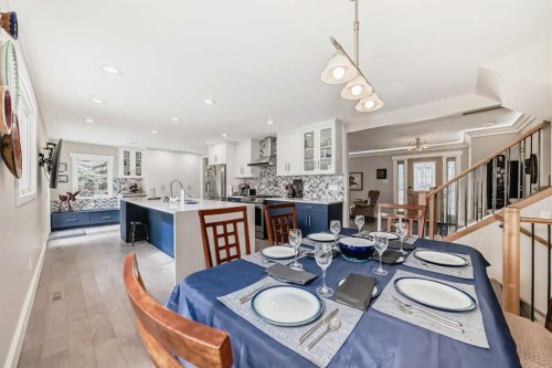 119 Pump Hill Bay Sw, Calgary, AB - Indoor Photo Showing Dining Room