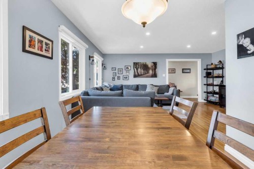 1215 Mapleglade Place Se, Calgary, AB - Indoor Photo Showing Dining Room