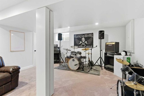 74 Evansbrooke Way Nw, Calgary, AB - Indoor