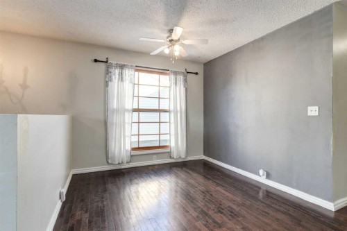 86 Eldorado Road Se, Airdrie, AB - Indoor Photo Showing Other Room