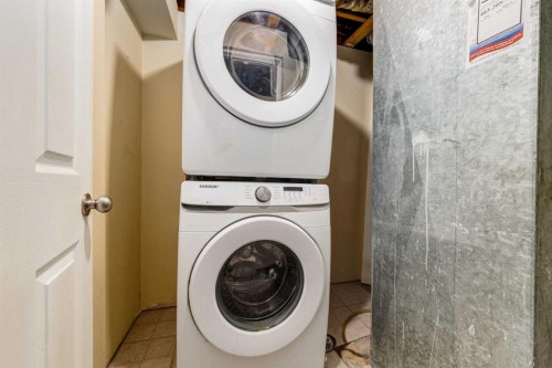 86 Eldorado Road Se, Airdrie, AB - Indoor Photo Showing Laundry Room