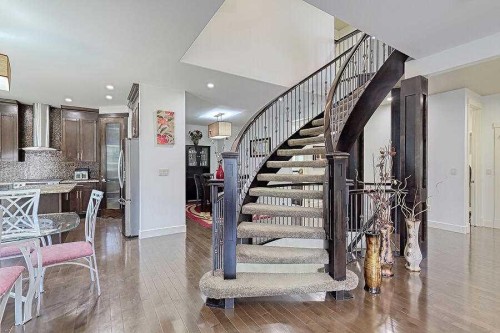 16 Rockcliff Point Nw, Calgary, AB - Indoor Photo Showing Other Room