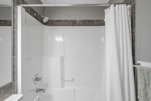 52 Autumn Court Se, Calgary, AB - Indoor