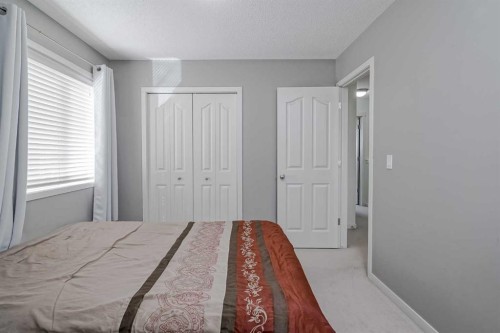 52 Autumn Court Se, Calgary, AB - Indoor Photo Showing Bedroom