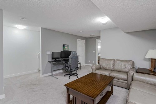 52 Autumn Court Se, Calgary, AB - Indoor Photo Showing Other Room