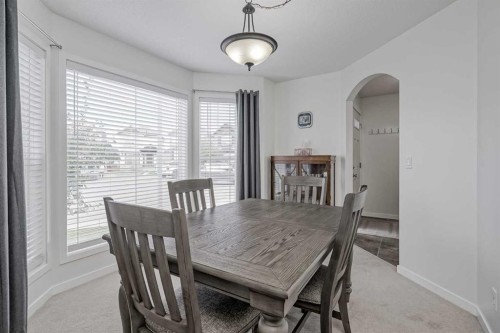 52 Autumn Court Se, Calgary, AB - Indoor Photo Showing Dining Room