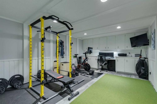 6616 Silverdale Road Nw, Calgary, AB - Indoor Photo Showing Gym Room