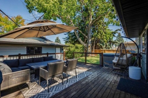 6616 Silverdale Road Nw, Calgary, AB - Outdoor With Deck Patio Veranda With Exterior