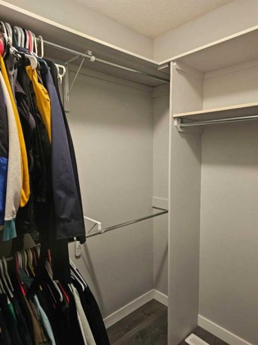 1808 Strathcona Bay, Strathmore, AB - Indoor With Storage