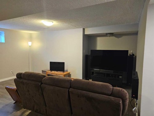 1808 Strathcona Bay, Strathmore, AB - Indoor
