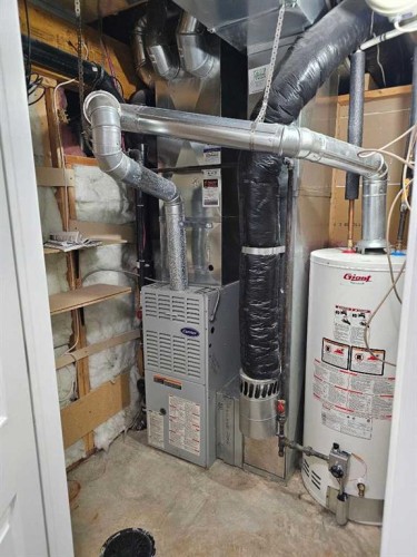 1808 Strathcona Bay, Strathmore, AB - Indoor Photo Showing Basement