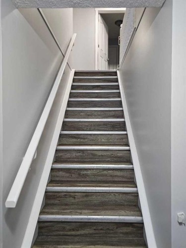 1808 Strathcona Bay, Strathmore, AB - Indoor Photo Showing Other Room