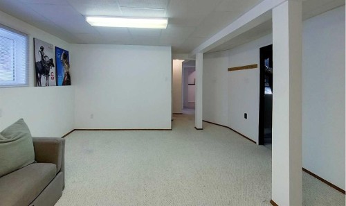 5402 12 Avenue, Edson, AB - Indoor