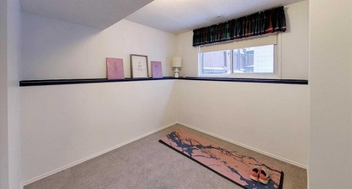 5402 12 Avenue, Edson, AB - Indoor Photo Showing Other Room