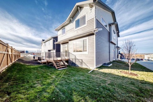 59 Versant Way Sw, Calgary, AB - Outdoor